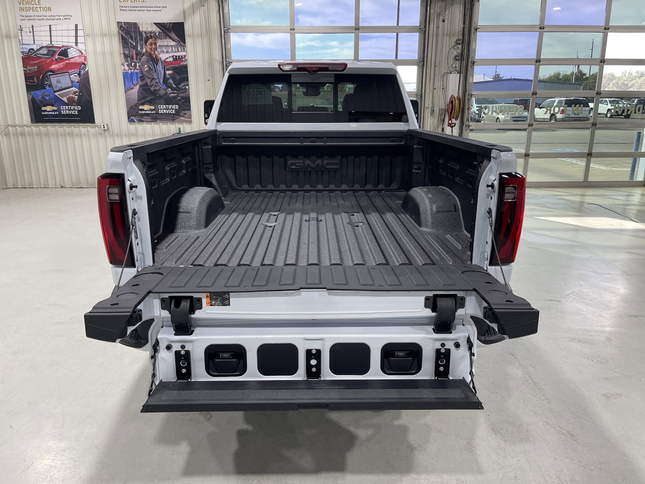 2026 GMC Sierra 3500HD Denali - Photo 16