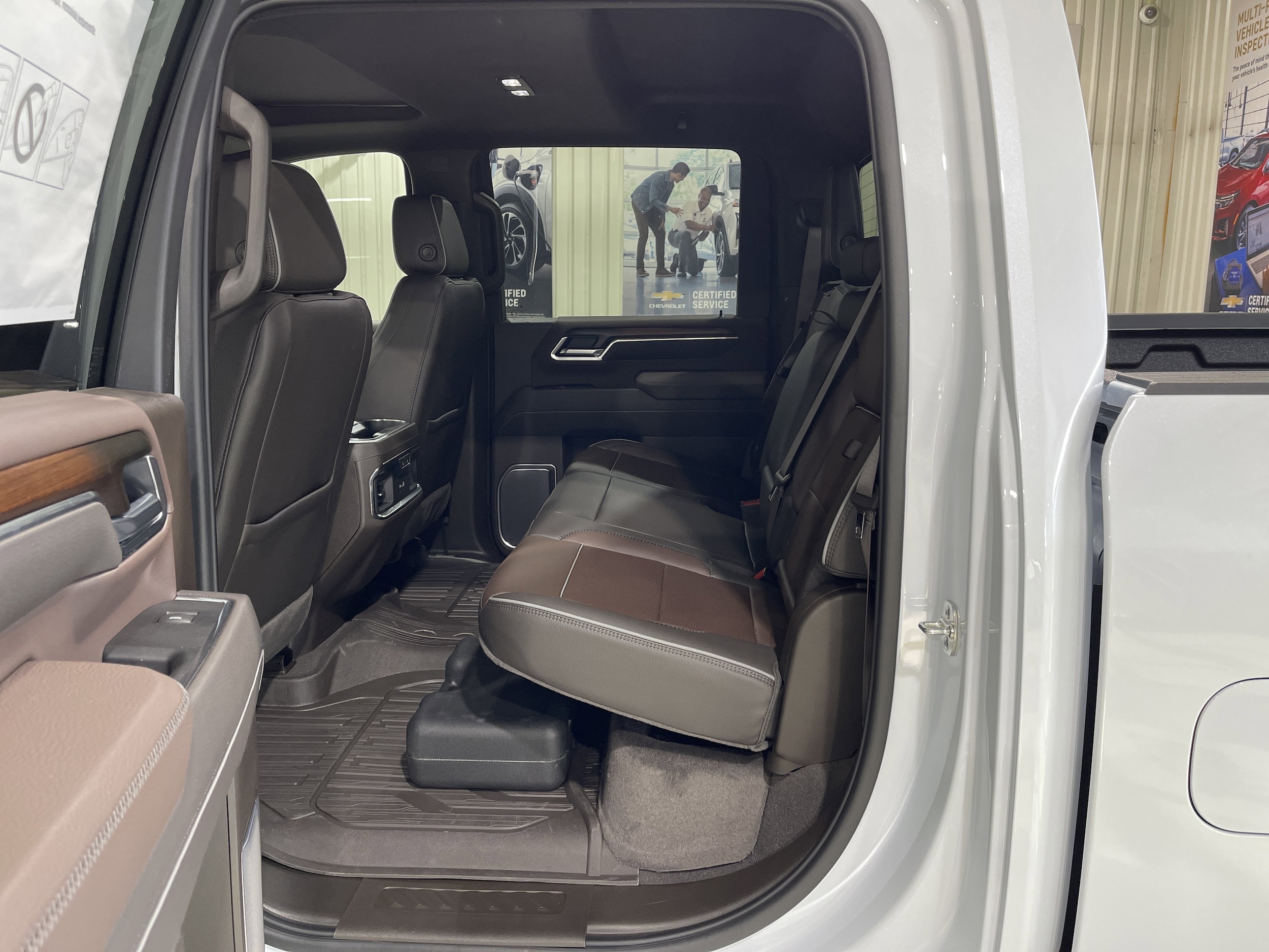 2026 GMC Sierra 3500HD Denali - Photo 12