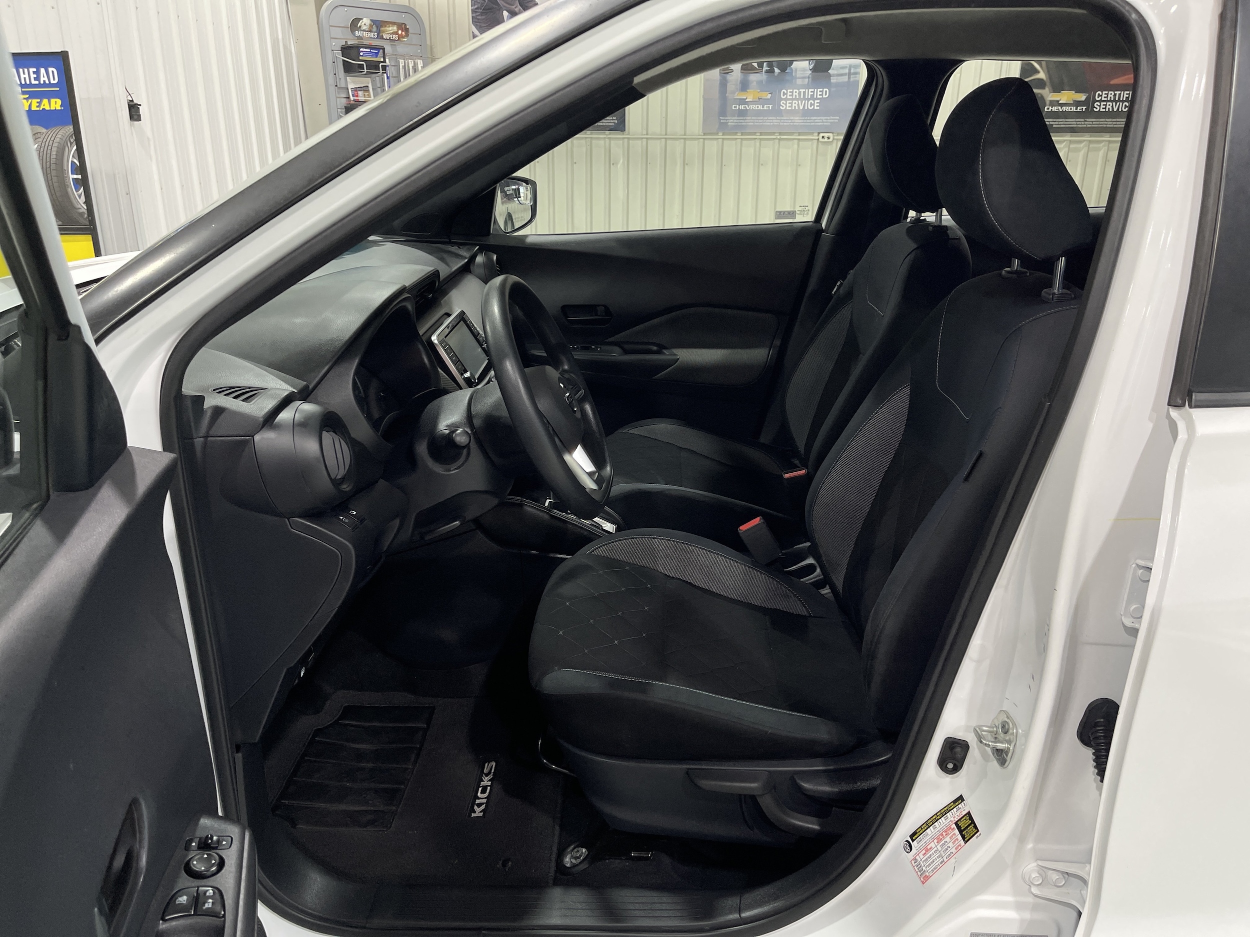 Used 2019 Nissan Kicks S with VIN 3N1CP5CUXKL533681 for sale in Huron, SD