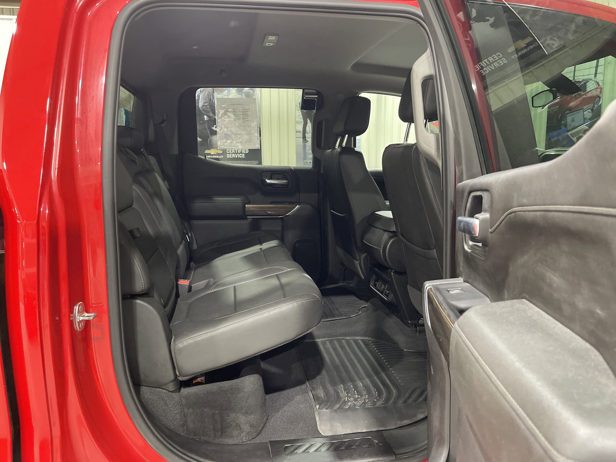 2019 Chevrolet Silverado 1500 LT - Photo 17