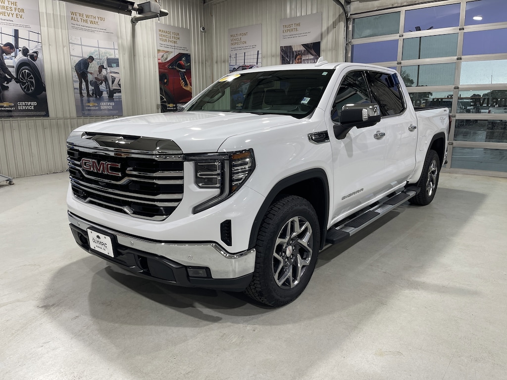 Used 2022 GMC Sierra 1500 SLT Truck
