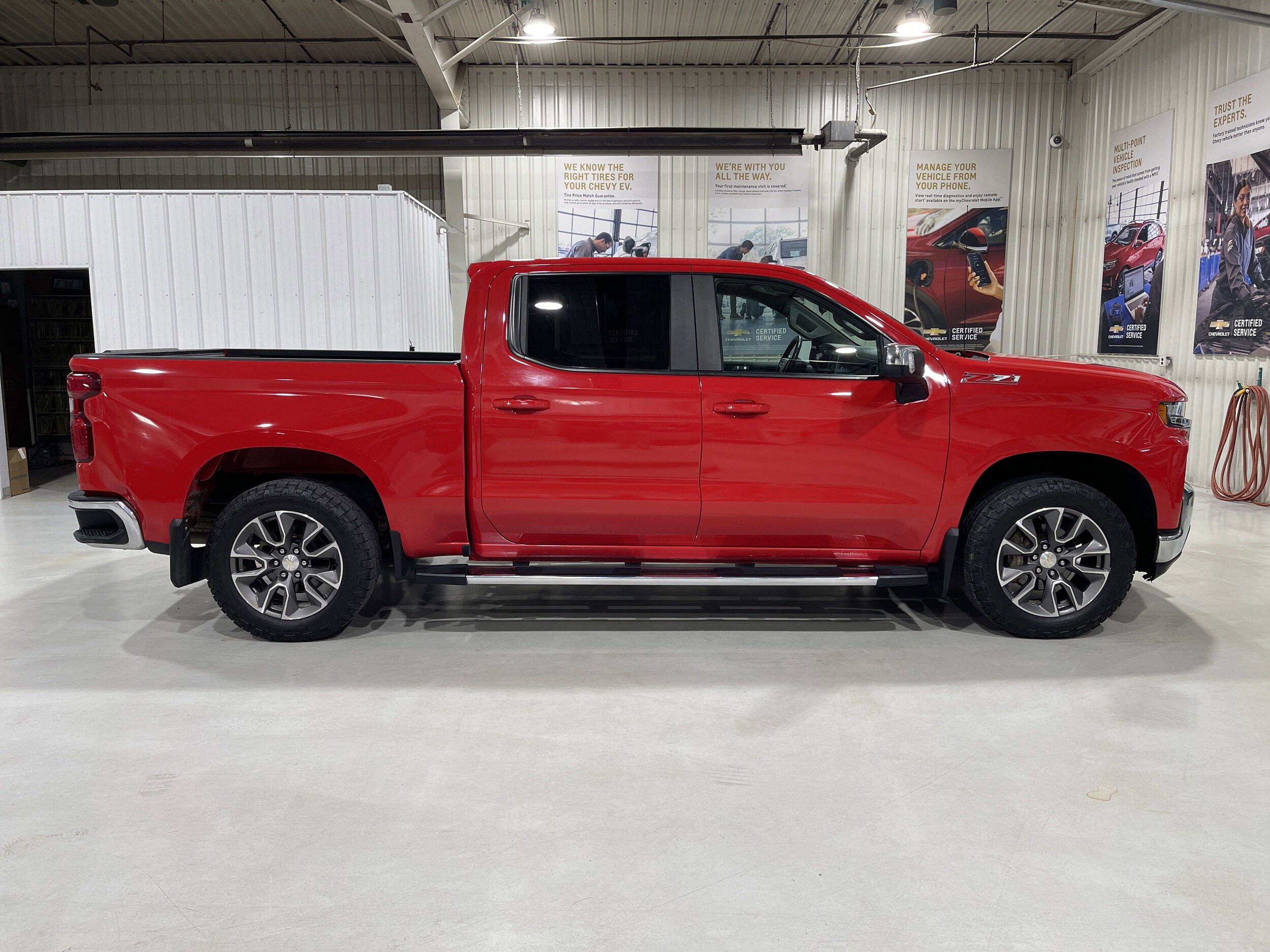 2019 Chevrolet Silverado 1500 LT - Photo 8