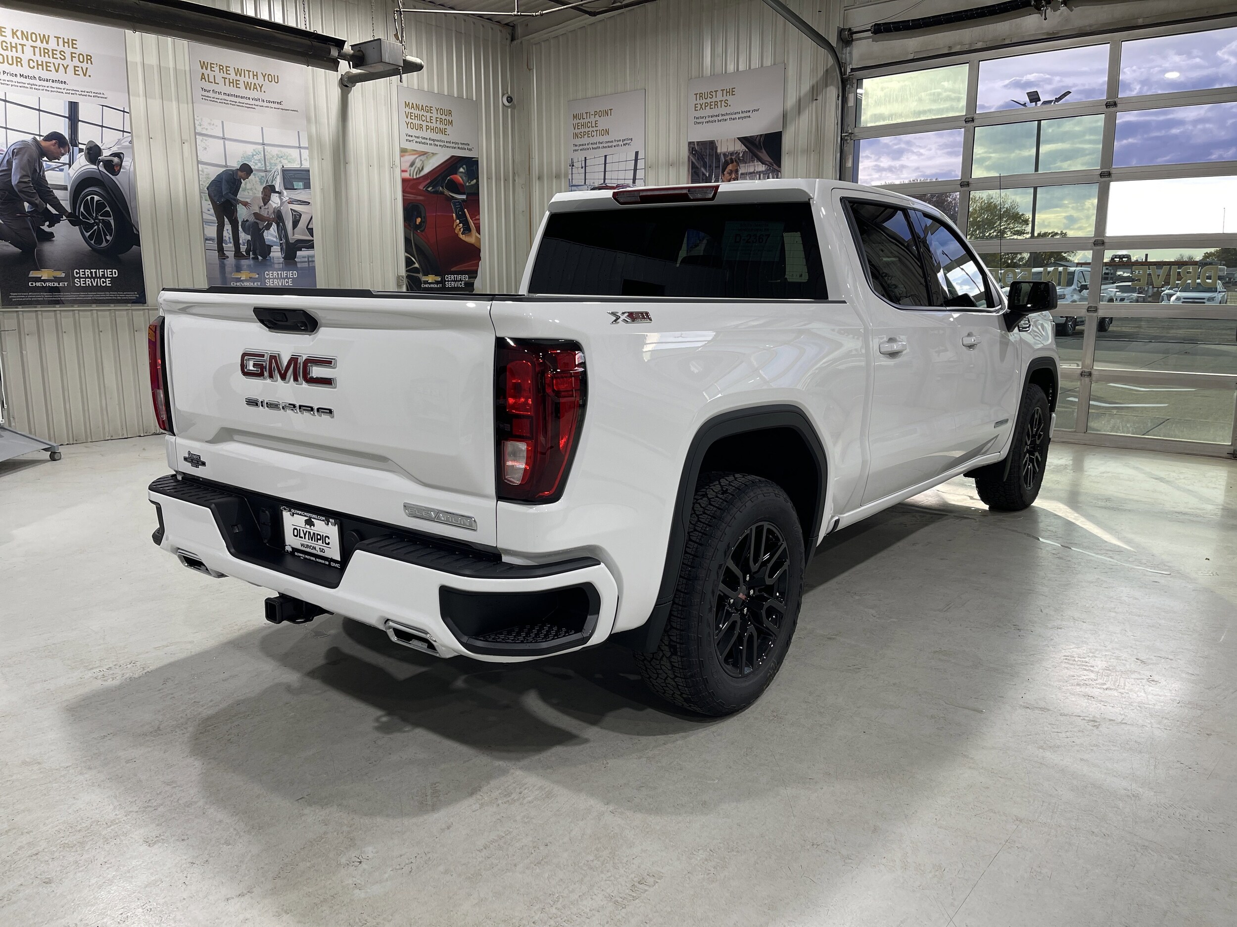2026 GMC Sierra 1500 Elevation - Photo 8