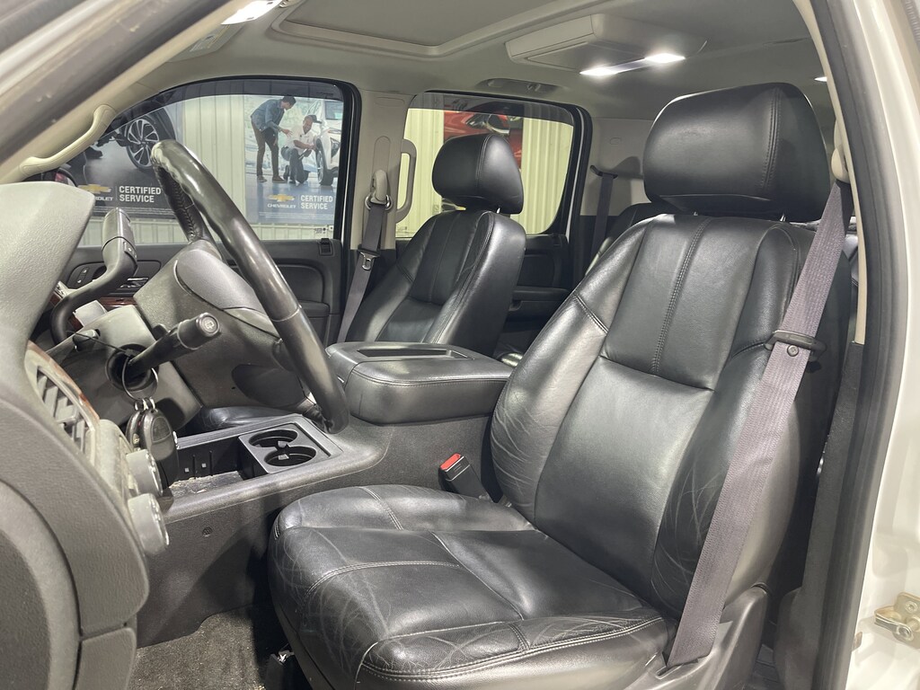 Used 2011 GMC Yukon XL SLT SUV
