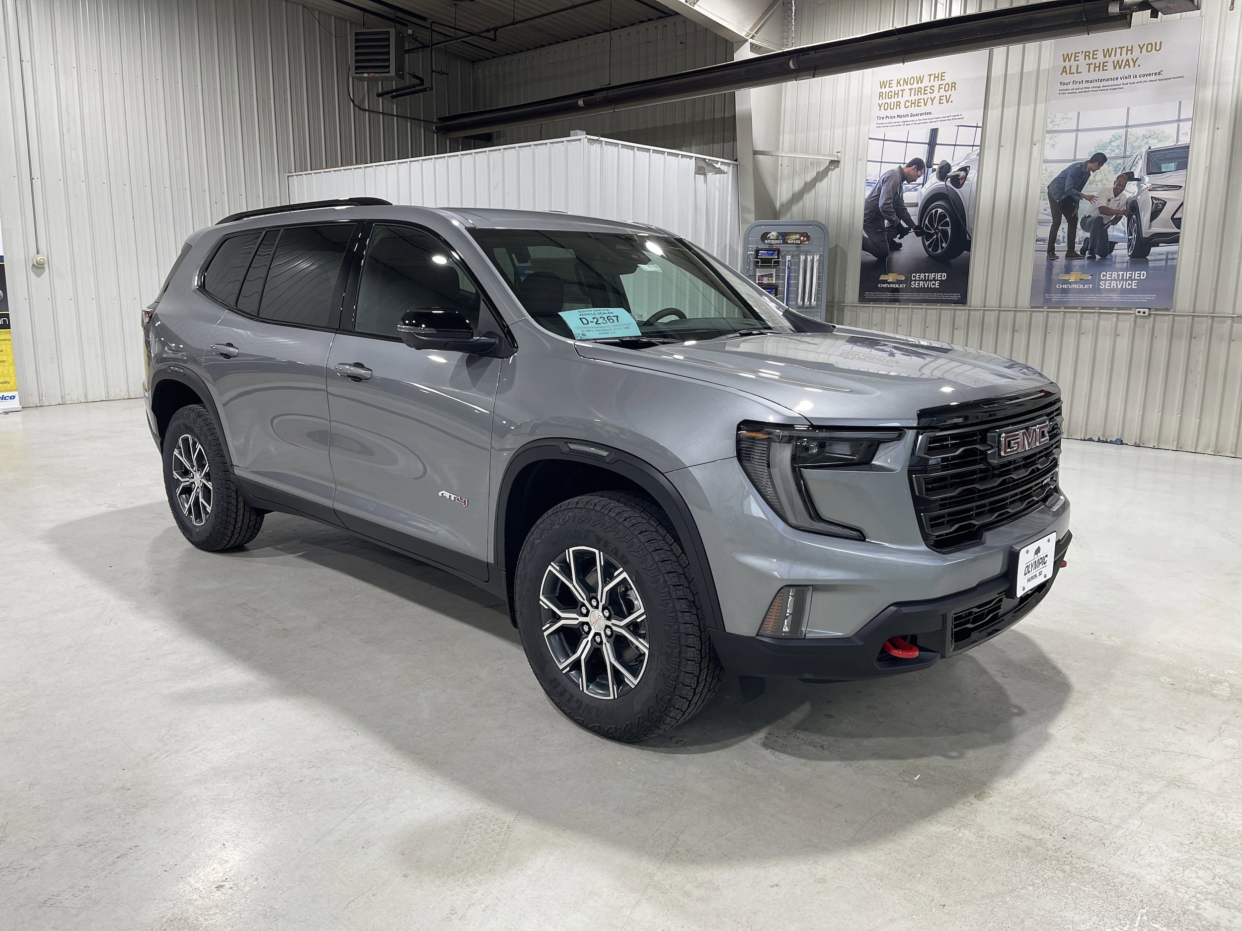 2026 GMC Acadia AT4 - Photo 10
