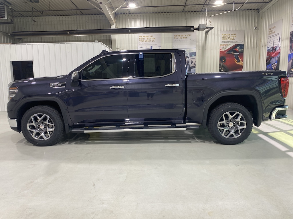 Used 2024 GMC Sierra 1500 SLT Truck