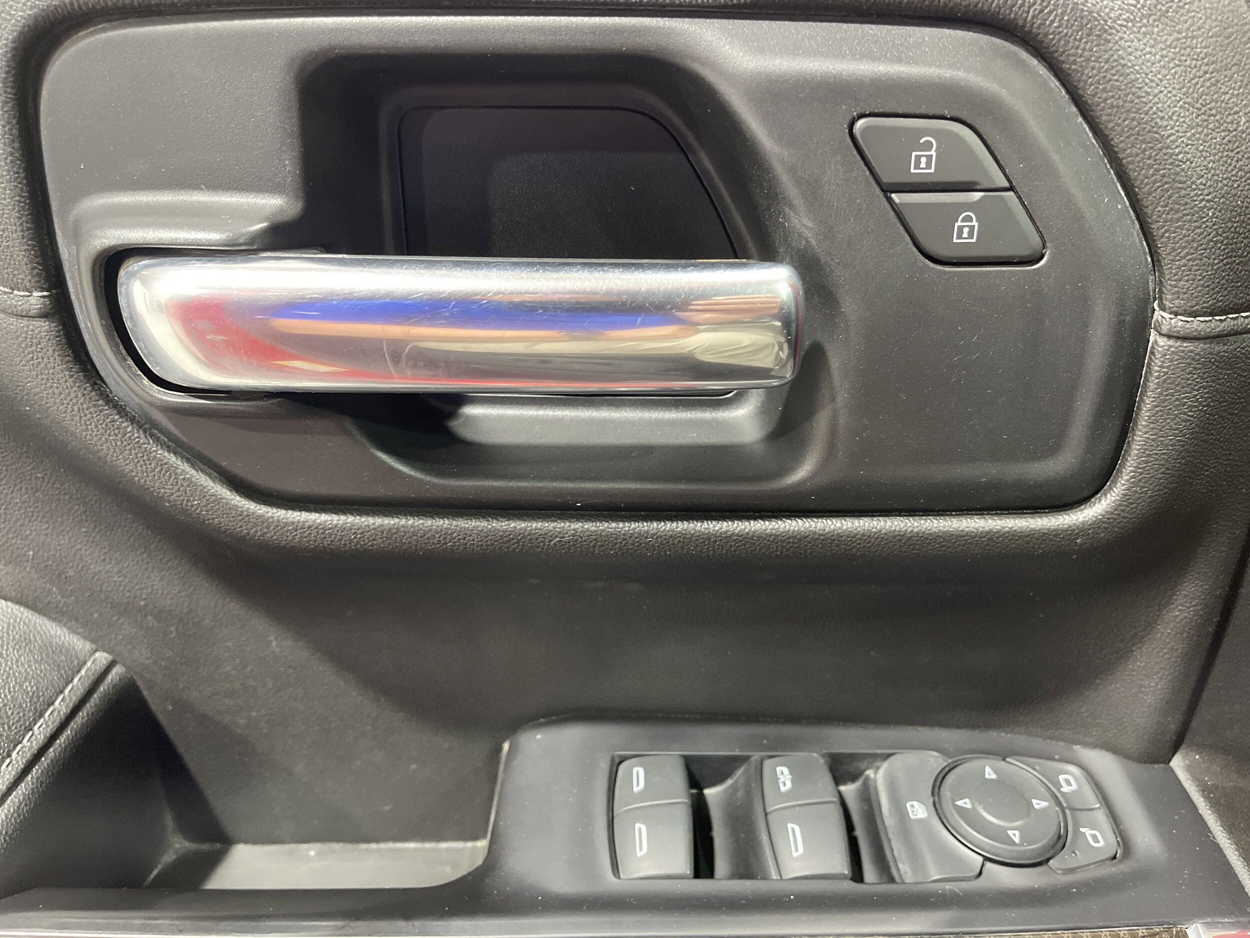 2019 Chevrolet Silverado 1500 LT - Photo 31