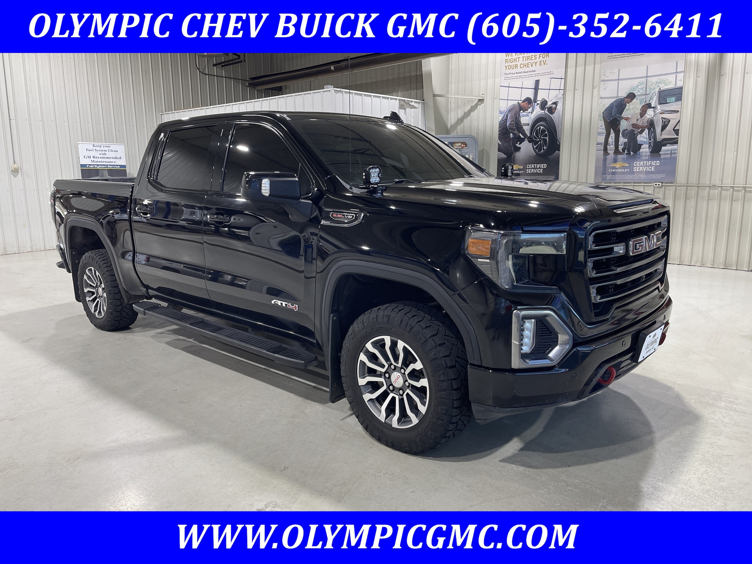 2019 GMC Sierra 4WD Crew Cab Short Box AT4's photo