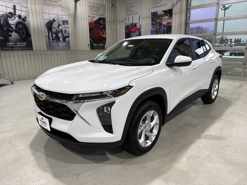 New 2026 Chevrolet Trax LS SUV