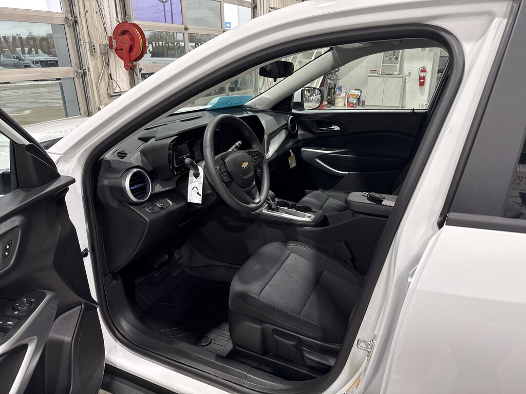 New 2026 Chevrolet Trax LS SUV