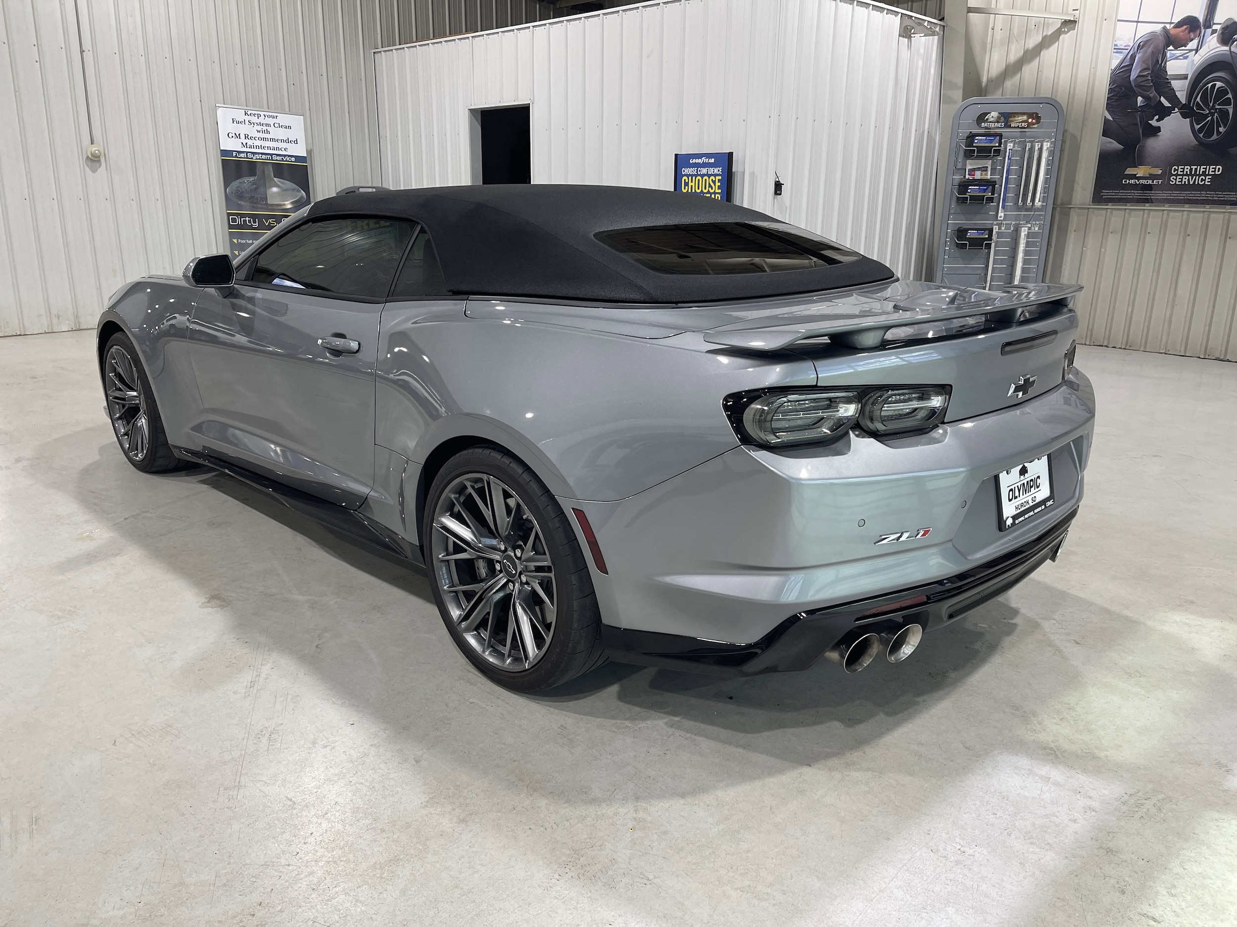 2023 Chevrolet Camaro ZL1 - Photo 6