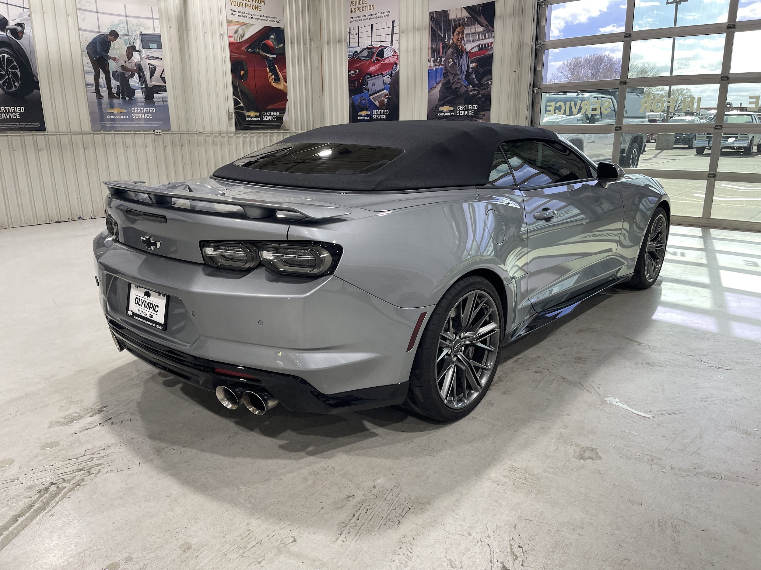 2023 Chevrolet Camaro ZL1 - Photo 8