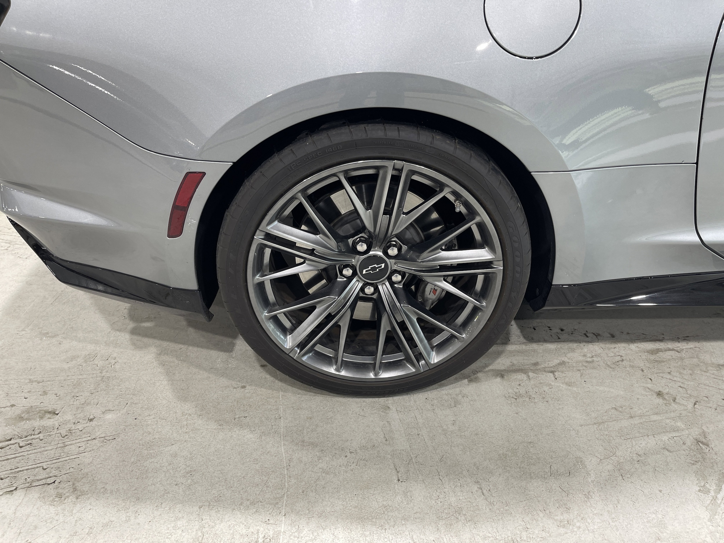 2023 Chevrolet Camaro ZL1 - Photo 10