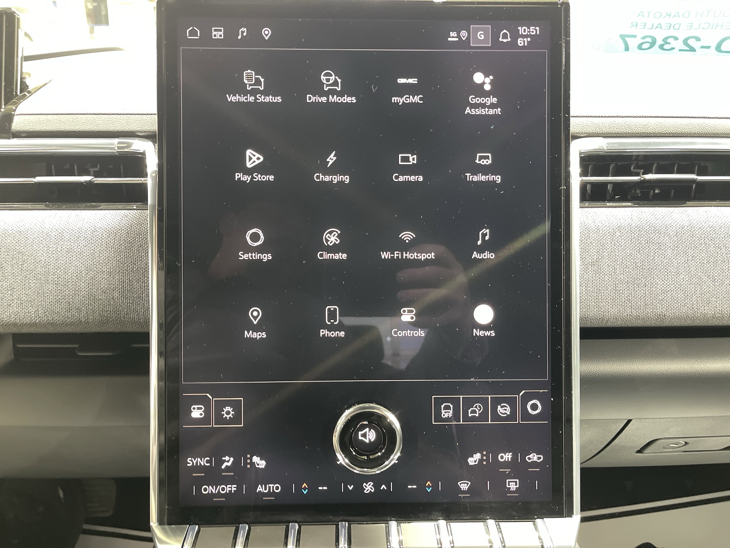 2026 GMC Sierra EV Elevation - Photo 22