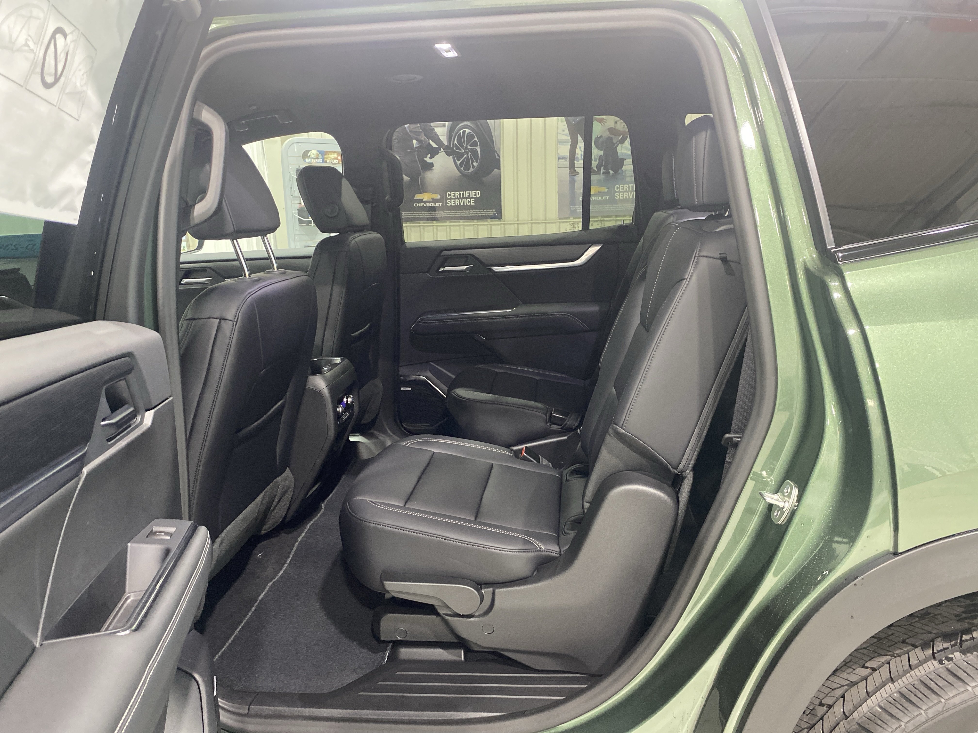 2027 GMC Acadia Elevation - Photo 12