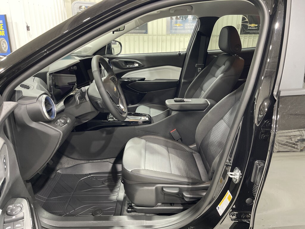 New 2026 Chevrolet Trax LT SUV