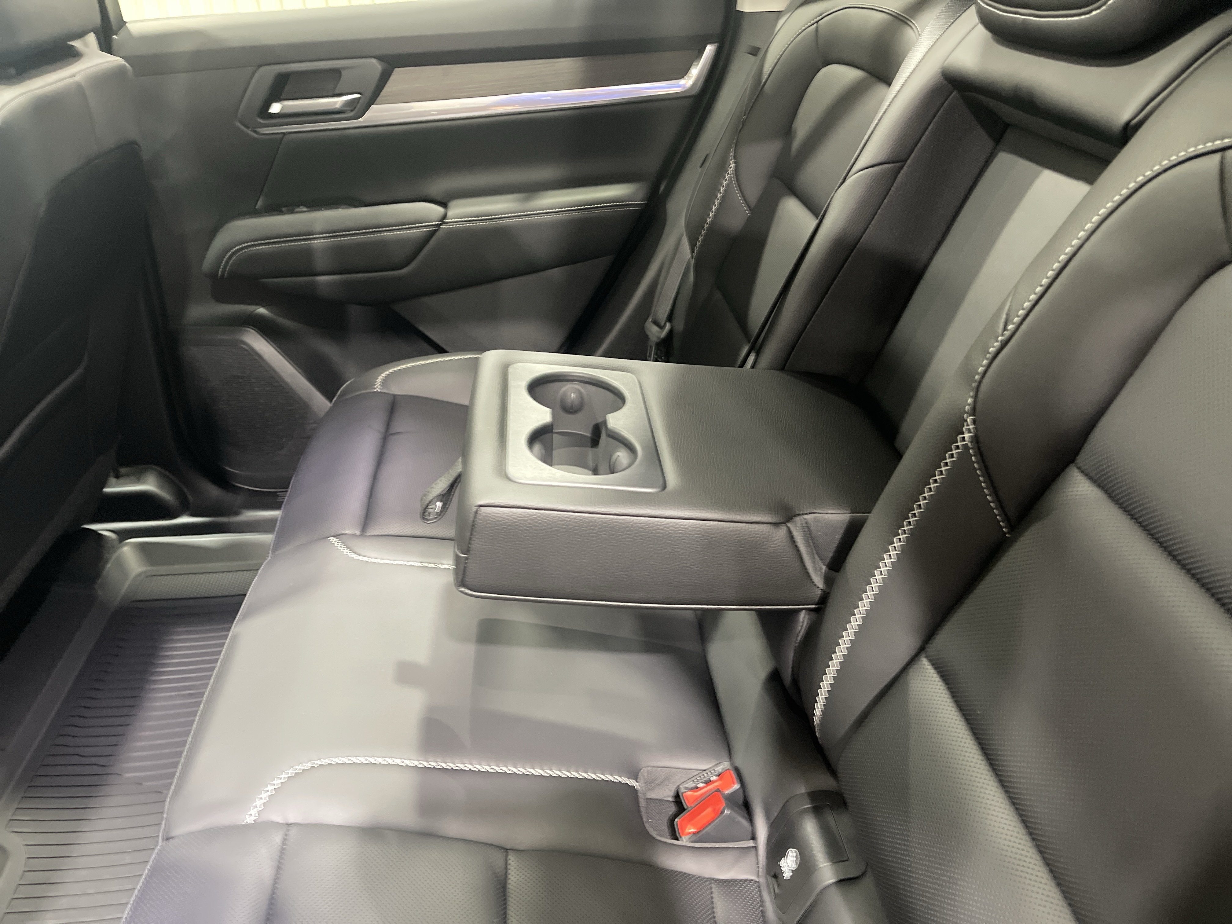 2027 GMC Terrain Denali - Photo 13