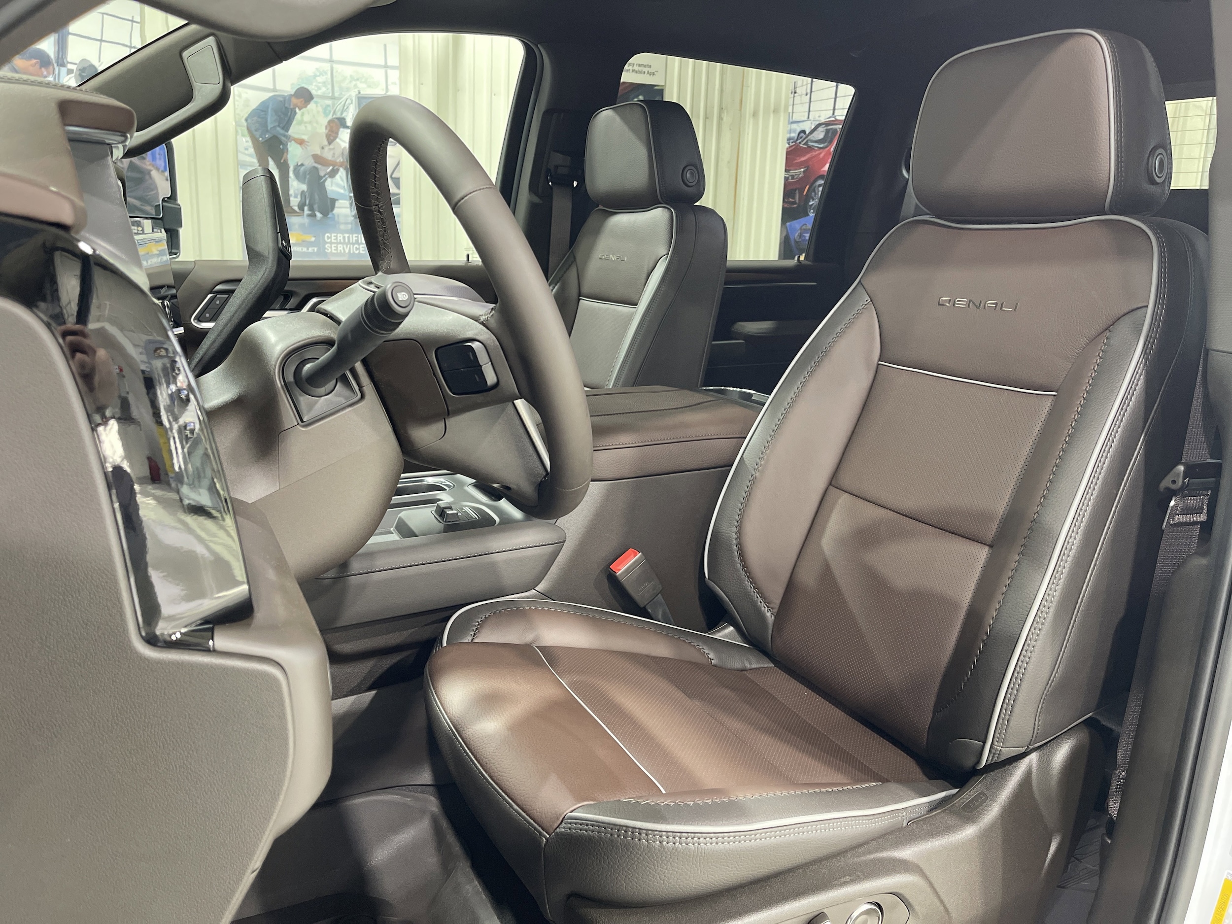 2026 GMC Sierra 3500HD Denali - Photo 23