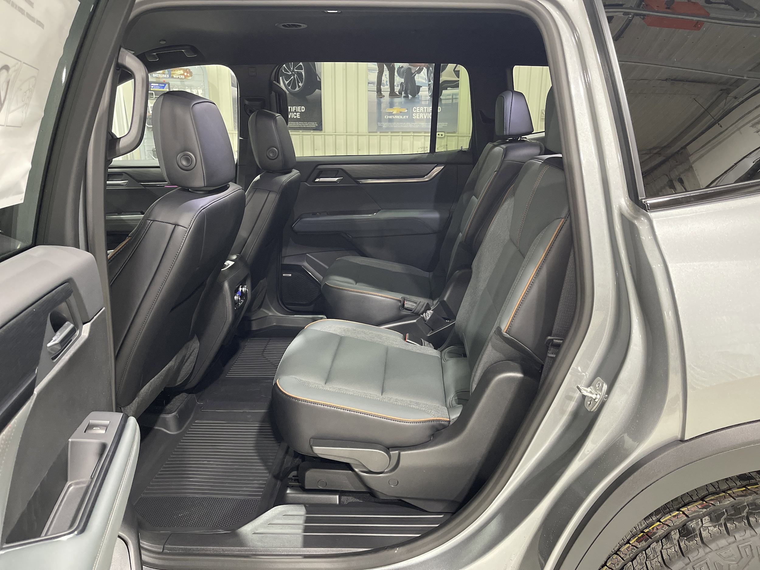 2026 GMC Acadia AT4 - Photo 13
