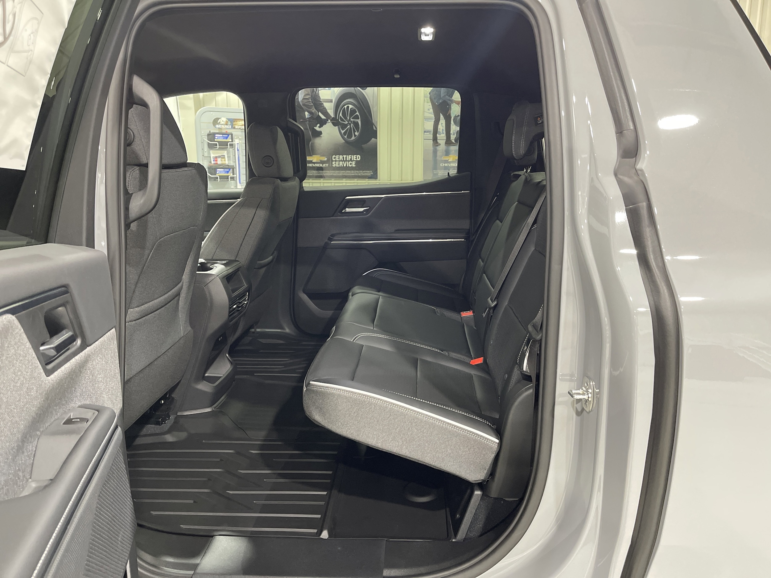 2026 GMC Sierra EV Elevation - Photo 12