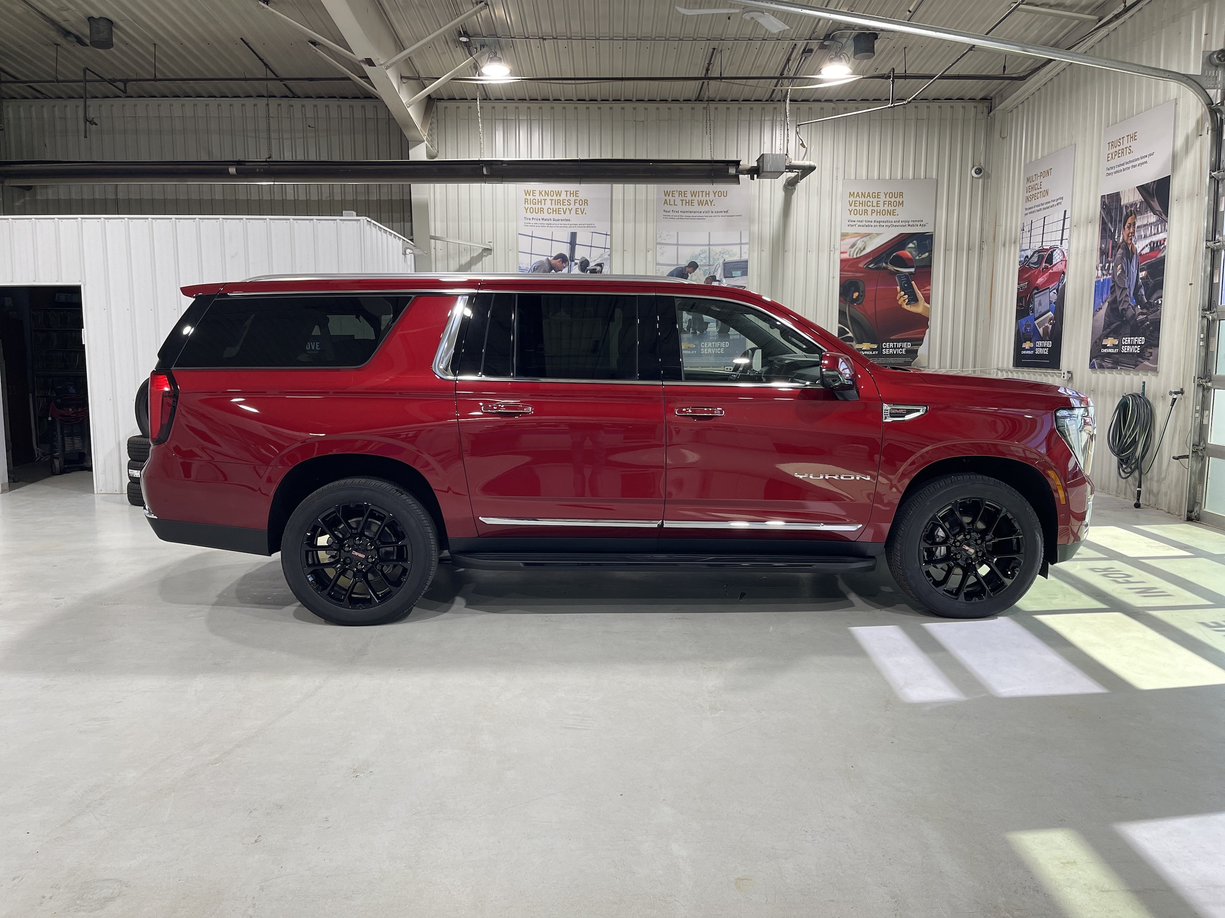 2026 GMC Yukon XL Elevation - Photo 9