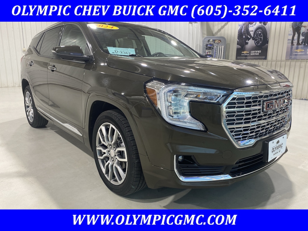 Used 2024 GMC Terrain Denali SUV