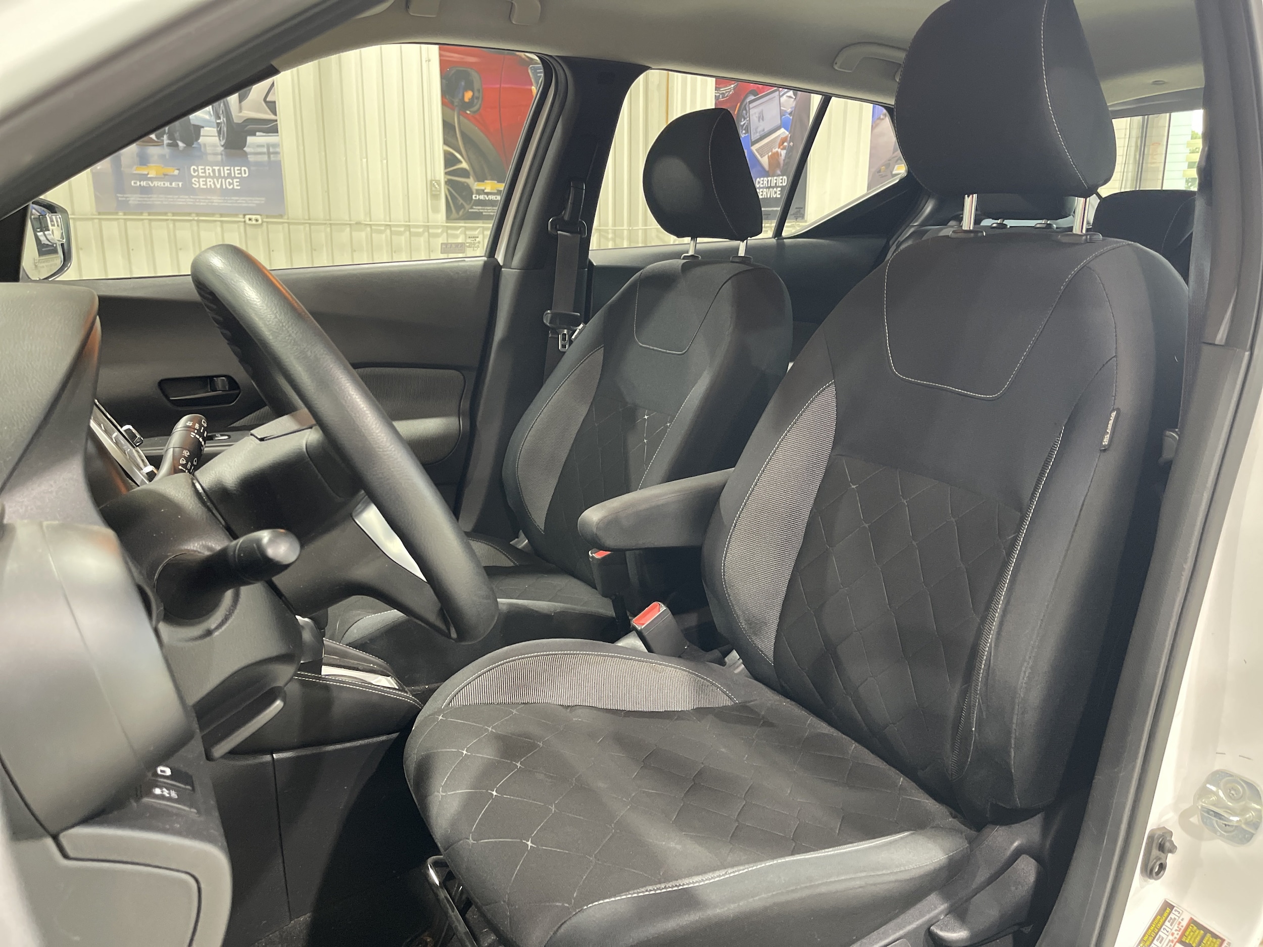 Used 2019 Nissan Kicks S with VIN 3N1CP5CUXKL533681 for sale in Huron, SD