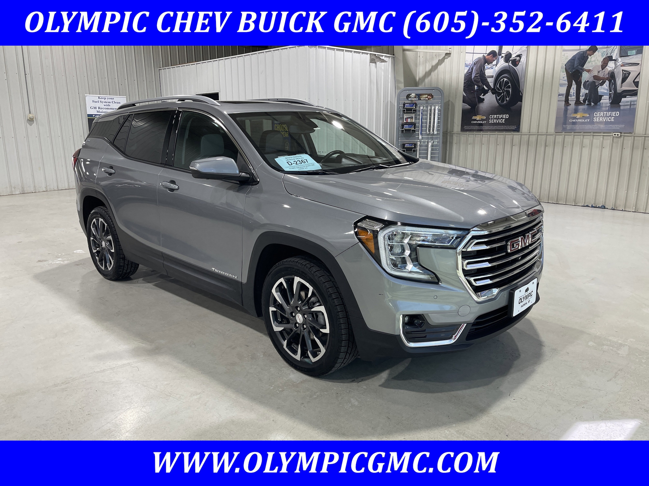 2024 GMC Terrain SLT AWD's photo