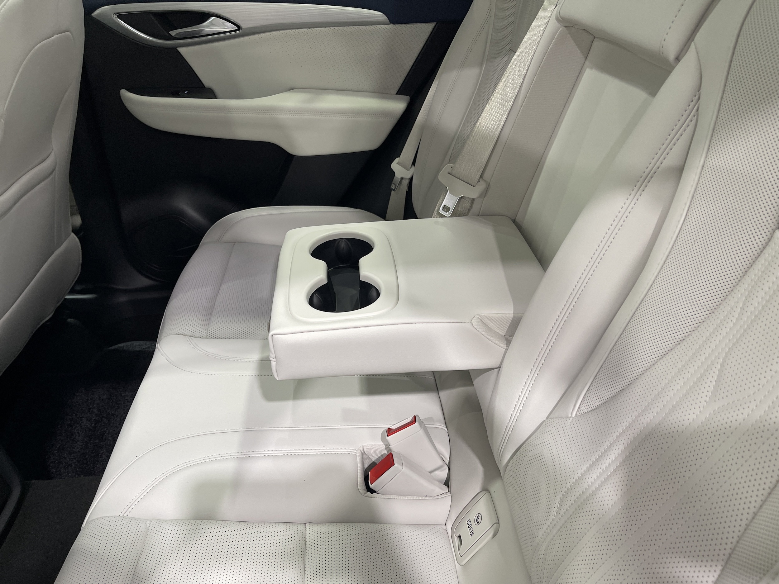 2026 Buick Envision Avenir - Photo 13