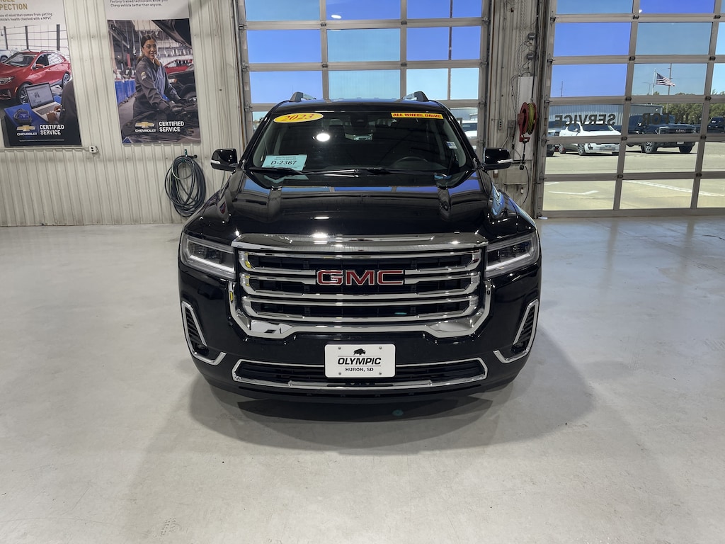 Used 2023 GMC Acadia SLT SUV