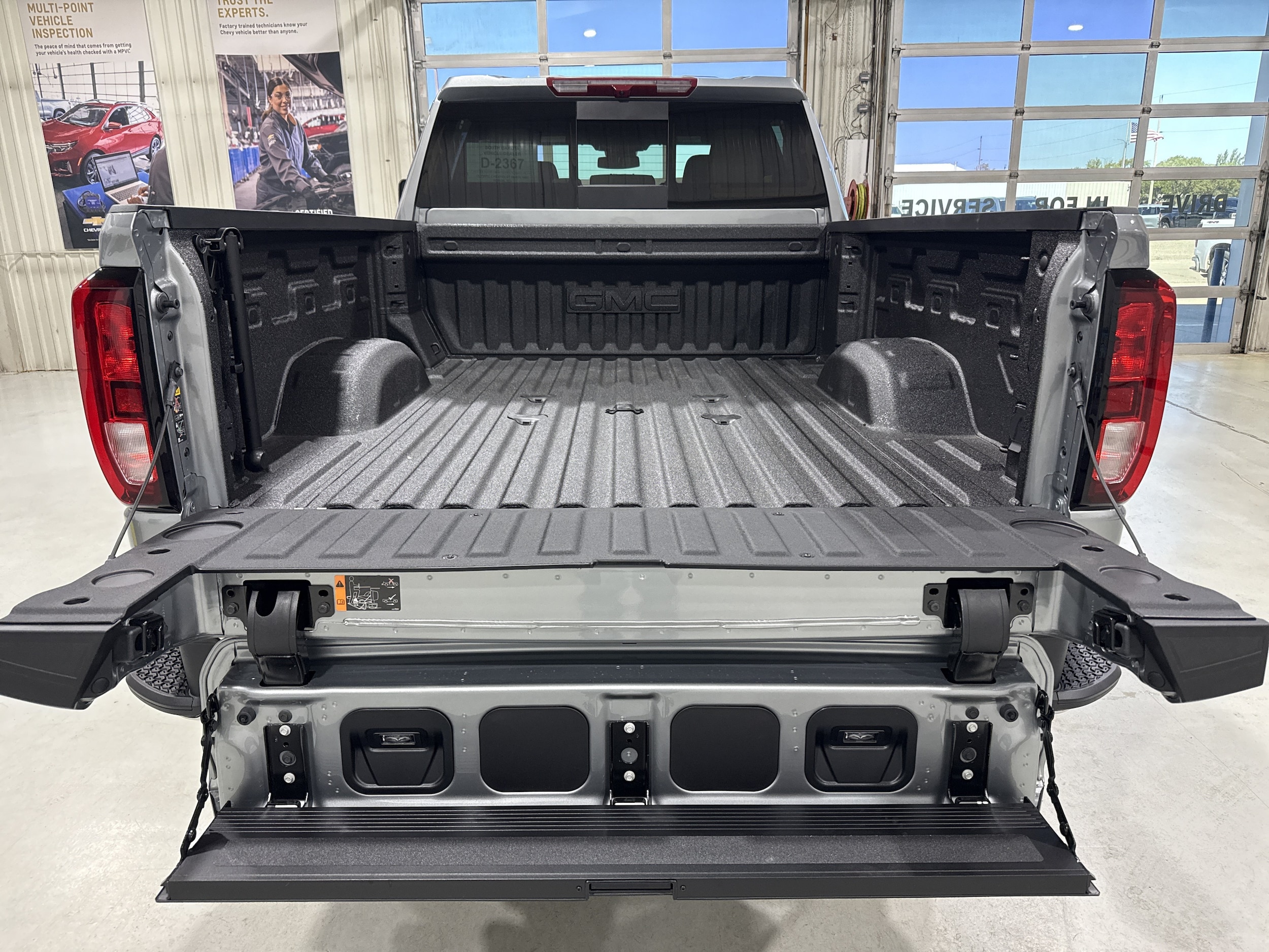 2026 GMC Sierra 2500HD SLE - Photo 16