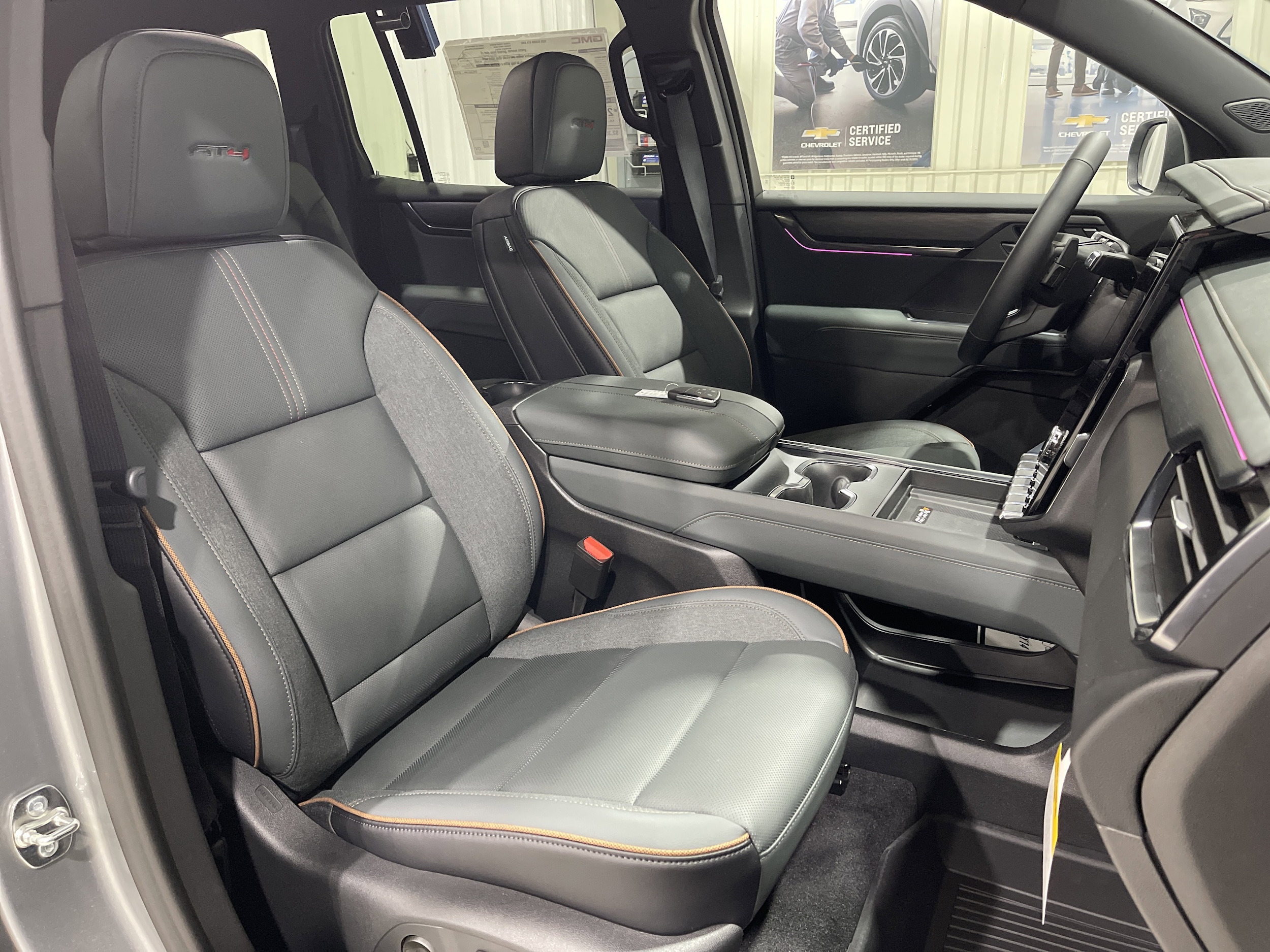 2026 GMC Acadia AT4 - Photo 19