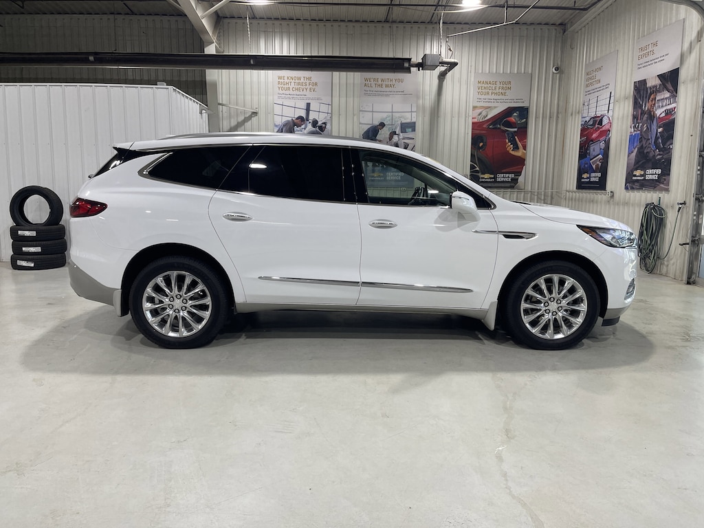 Used 2021 Buick Enclave Essence SUV