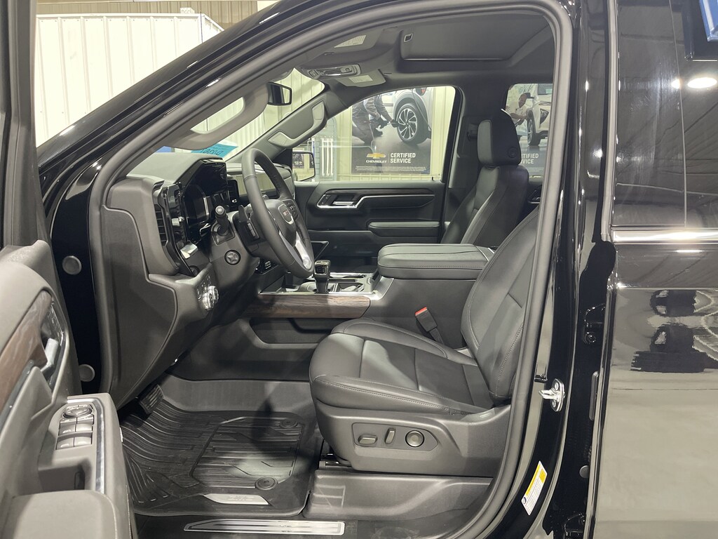 New 2026 GMC Sierra 1500 SLT Truck