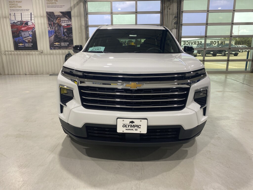 New 2027 Chevrolet Traverse LT SUV
