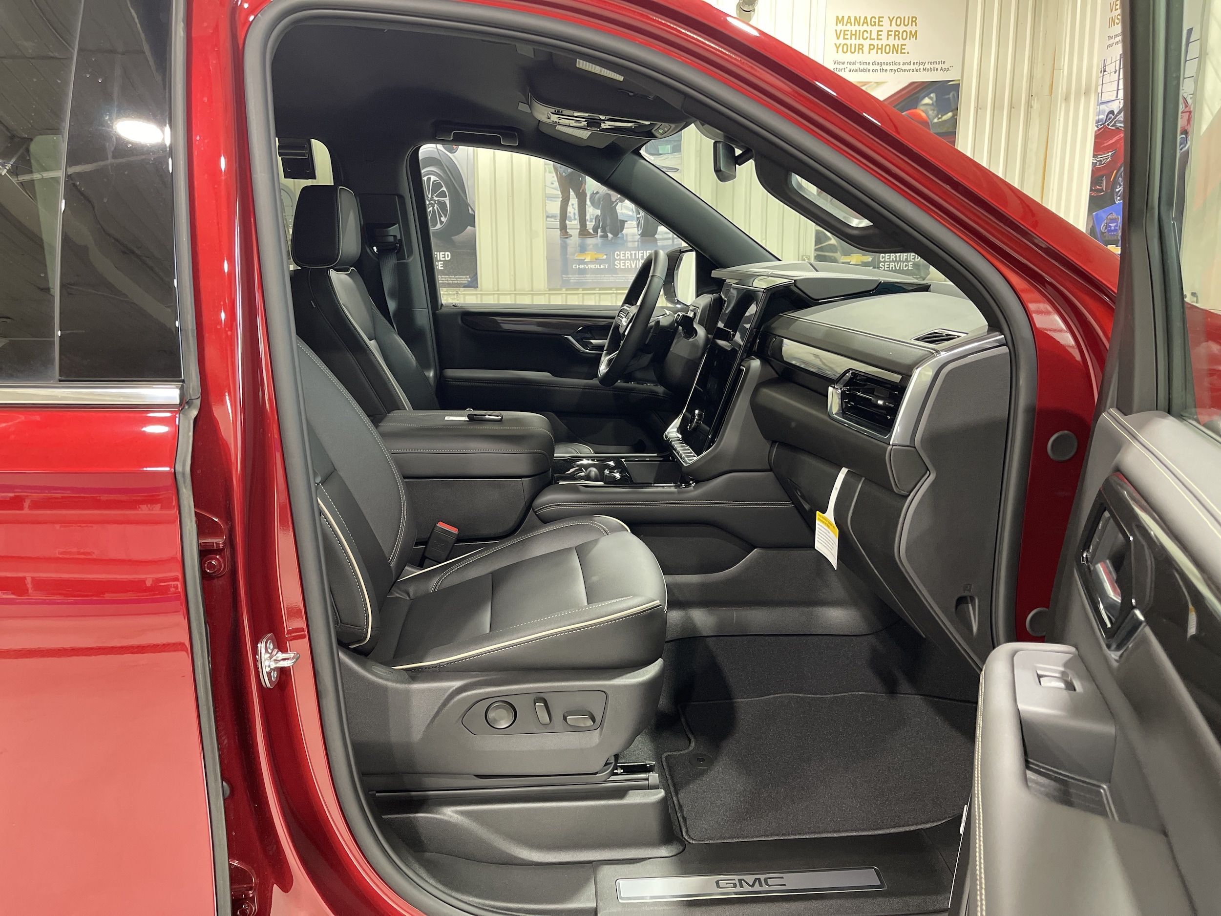 2026 GMC Yukon XL Elevation - Photo 18