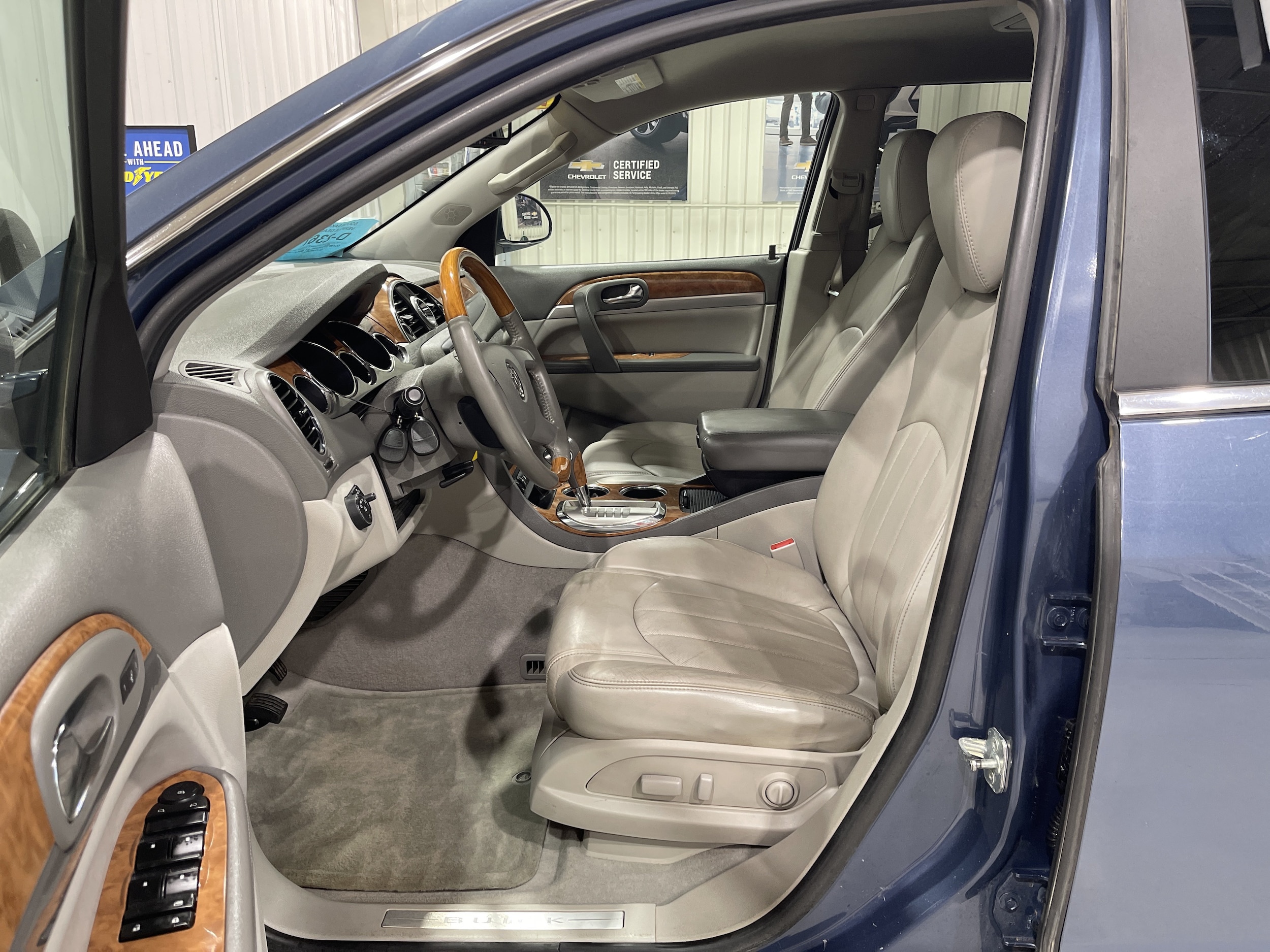 Used 2012 Buick Enclave Leather with VIN 5GAKVCED2CJ302879 for sale in Huron, SD
