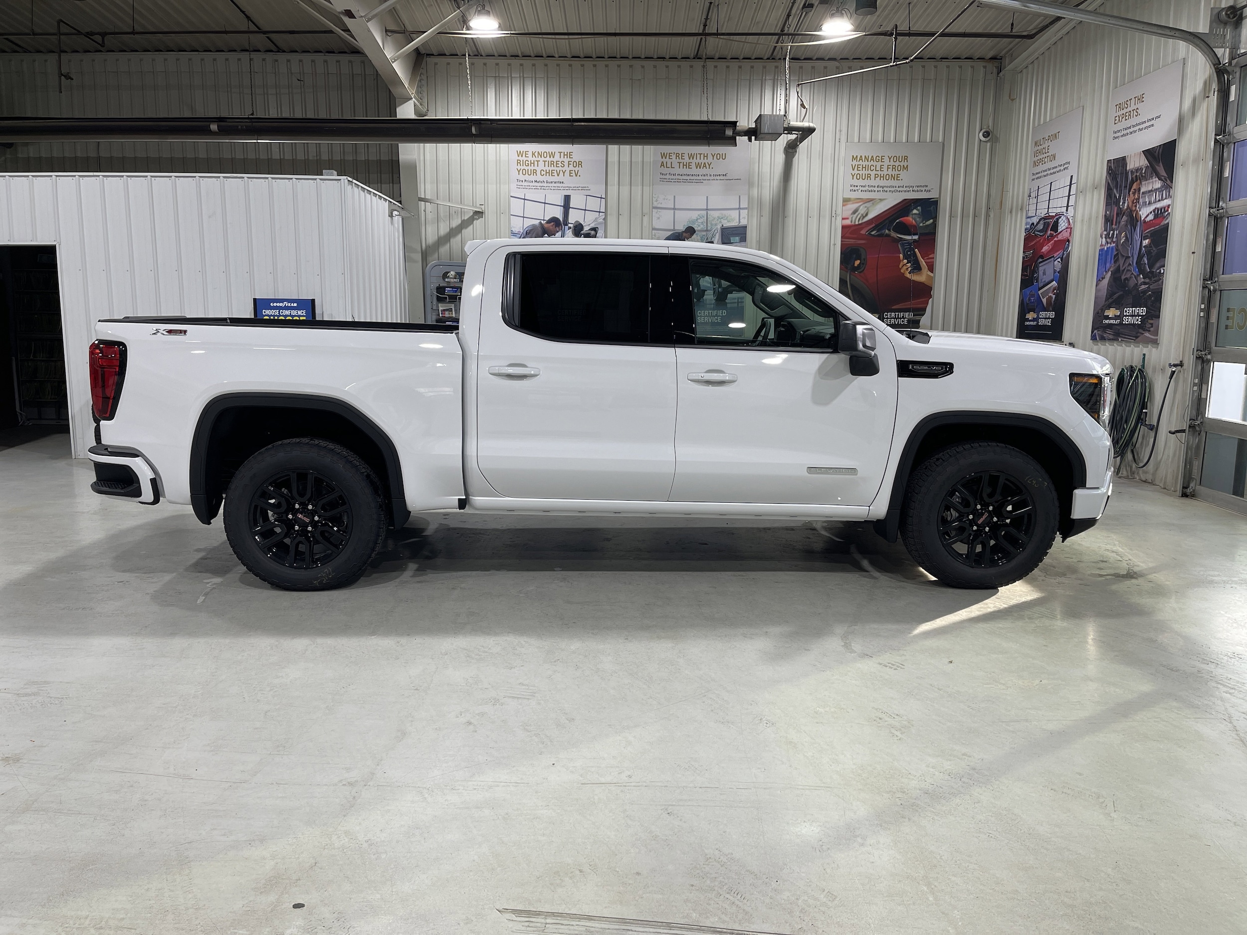 2026 GMC Sierra 1500 Elevation - Photo 9