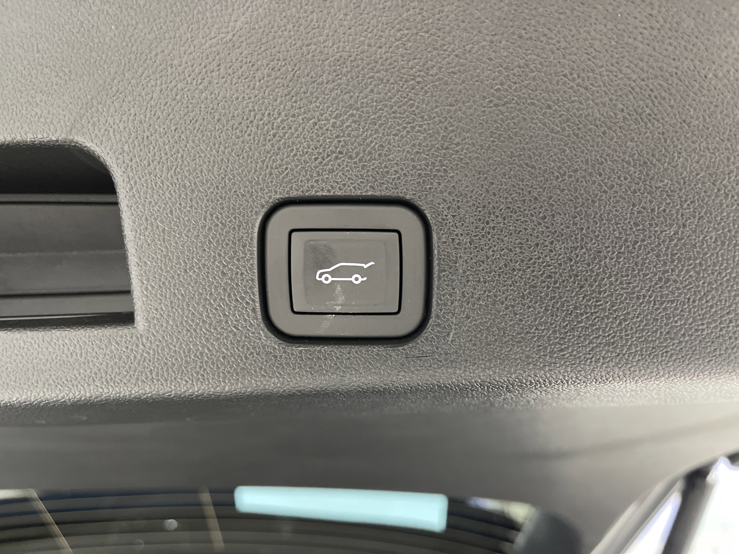 2026 GMC Acadia AT4 - Photo 16