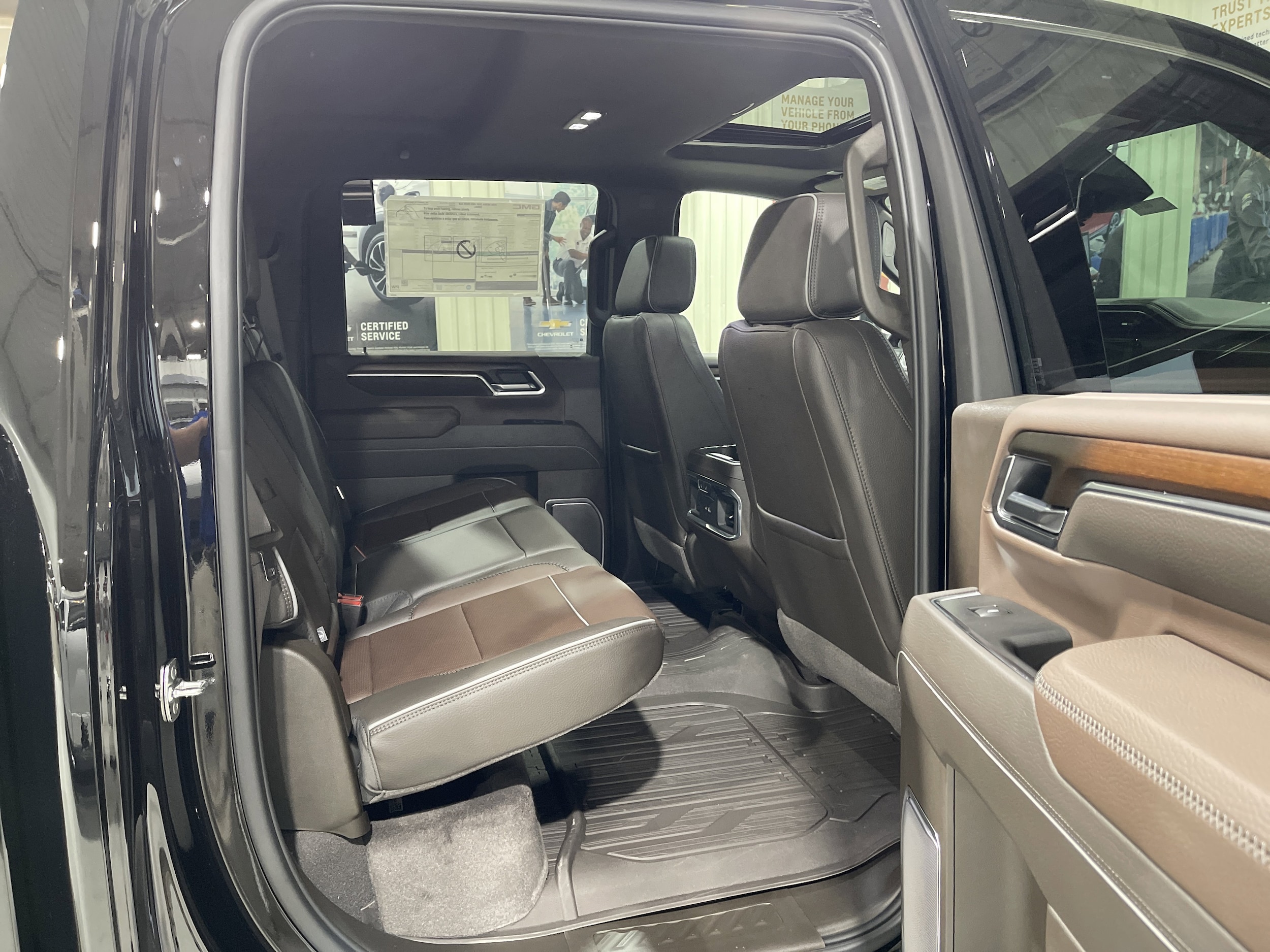 2026 GMC Sierra 3500HD Denali - Photo 19