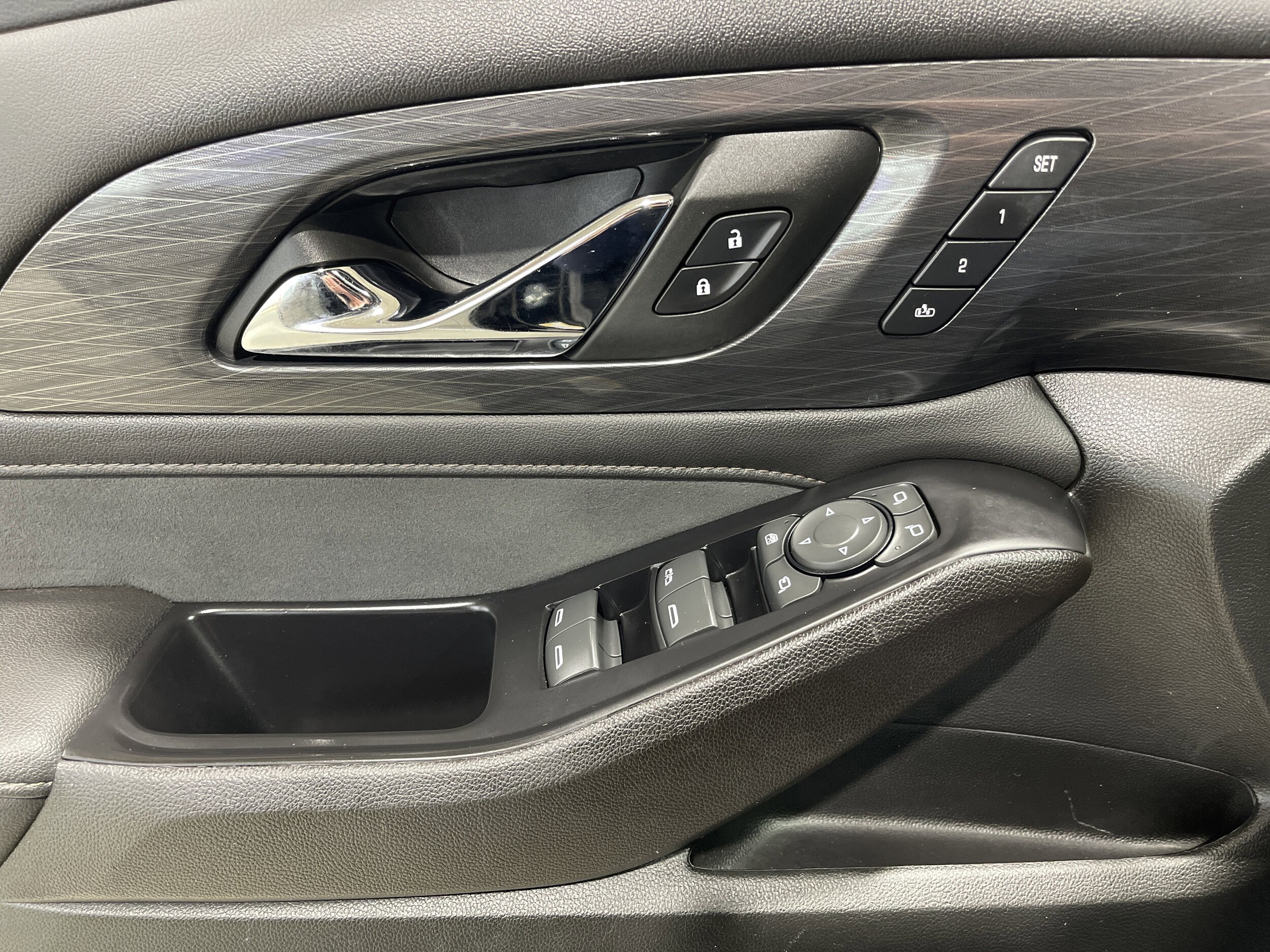 2023 Chevrolet Traverse High Country - Photo 35