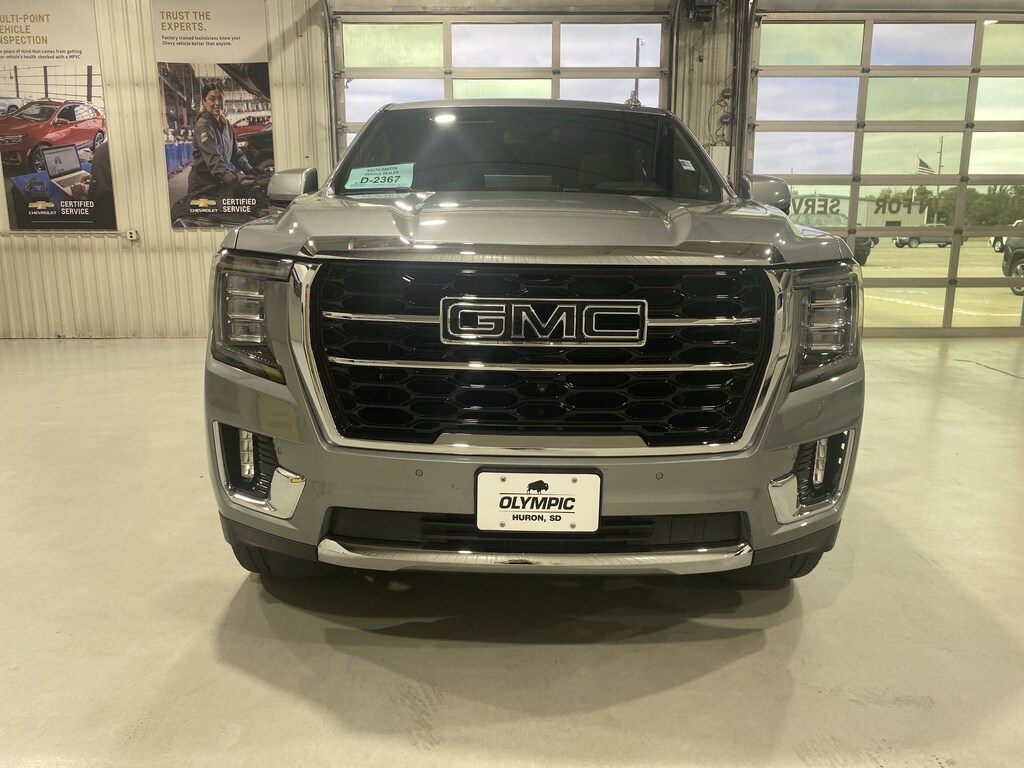 Used 2024 GMC Yukon XL SLT SUV