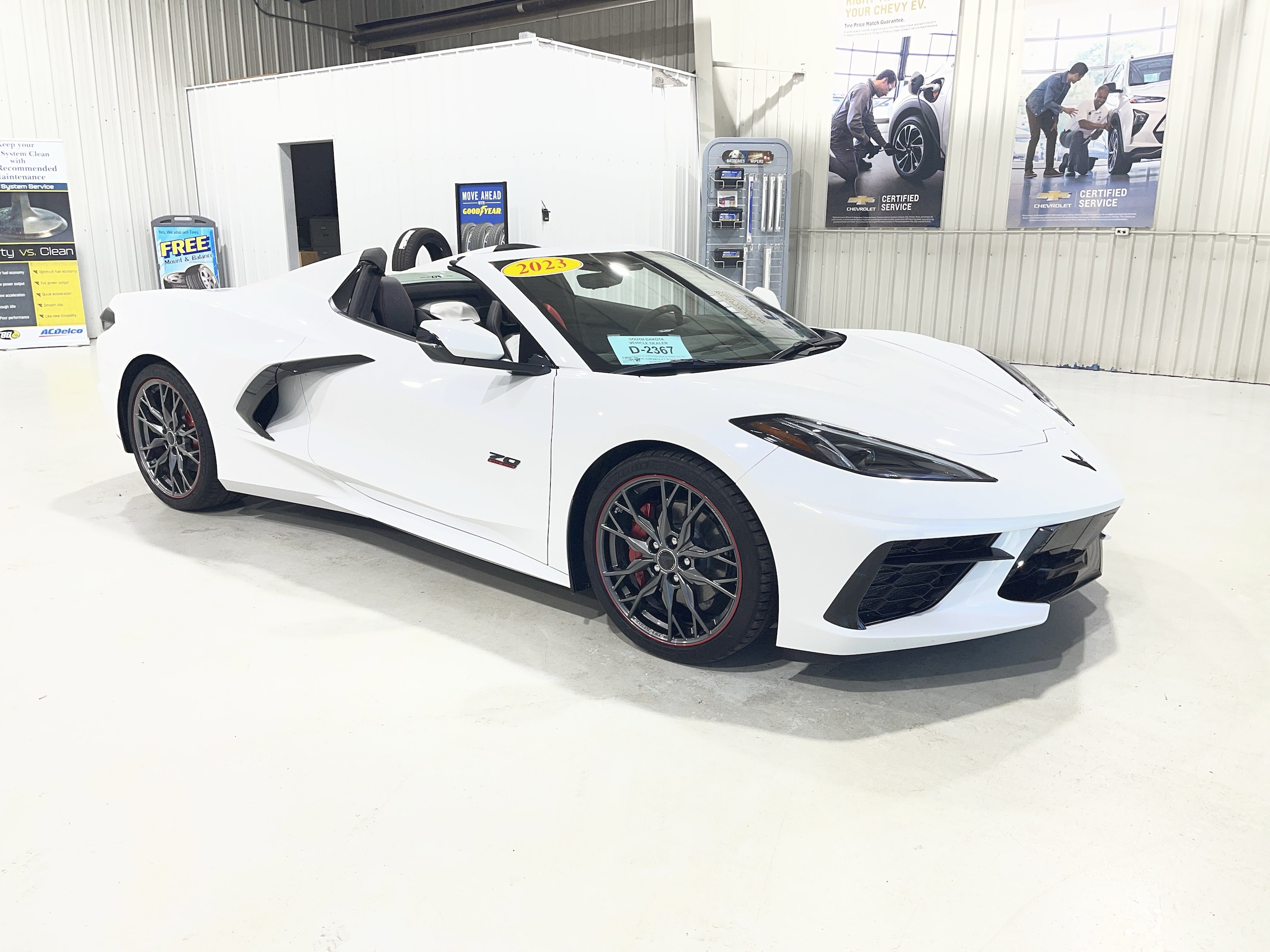 2023 Chevrolet Corvette 3LT - Photo 10
