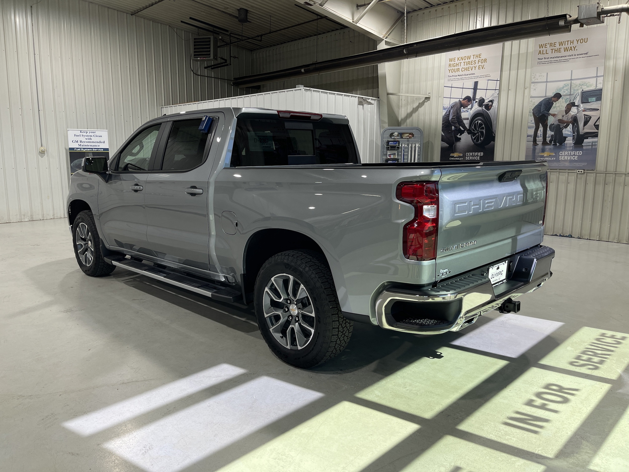 2026 Chevrolet Silverado 1500 LT - Photo 6