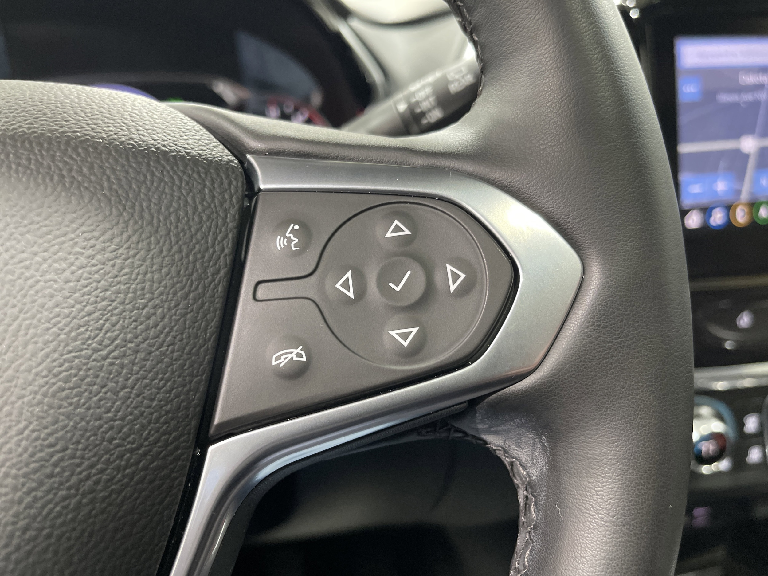 2023 Chevrolet Traverse High Country - Photo 32