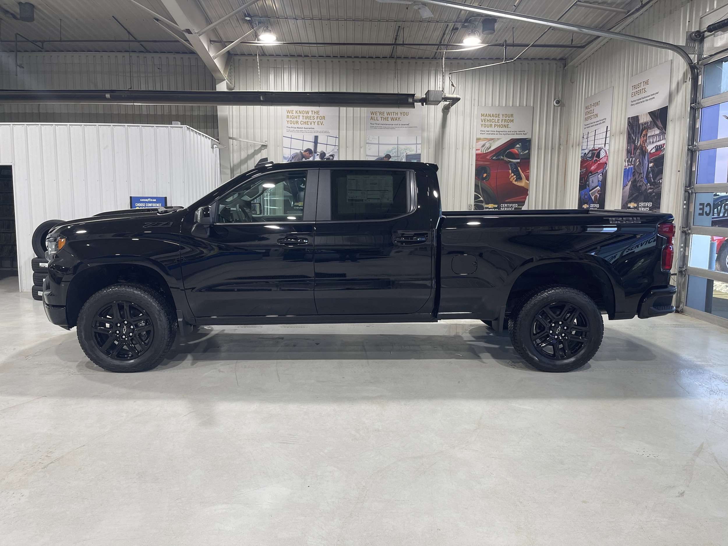 2026 Chevrolet Silverado 1500 LT Trail Boss - Photo 5