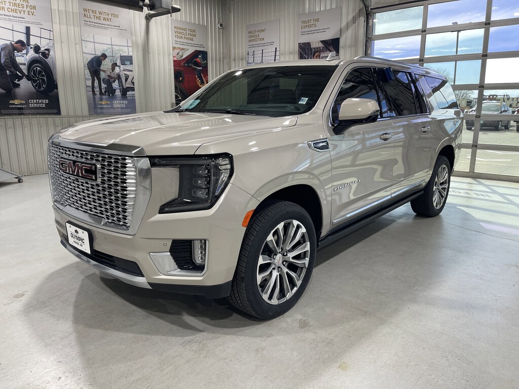 Used 2021 GMC Yukon XL Denali SUV