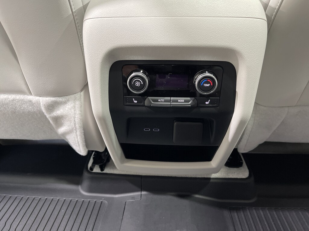 New 2026 Buick Enclave Avenir SUV