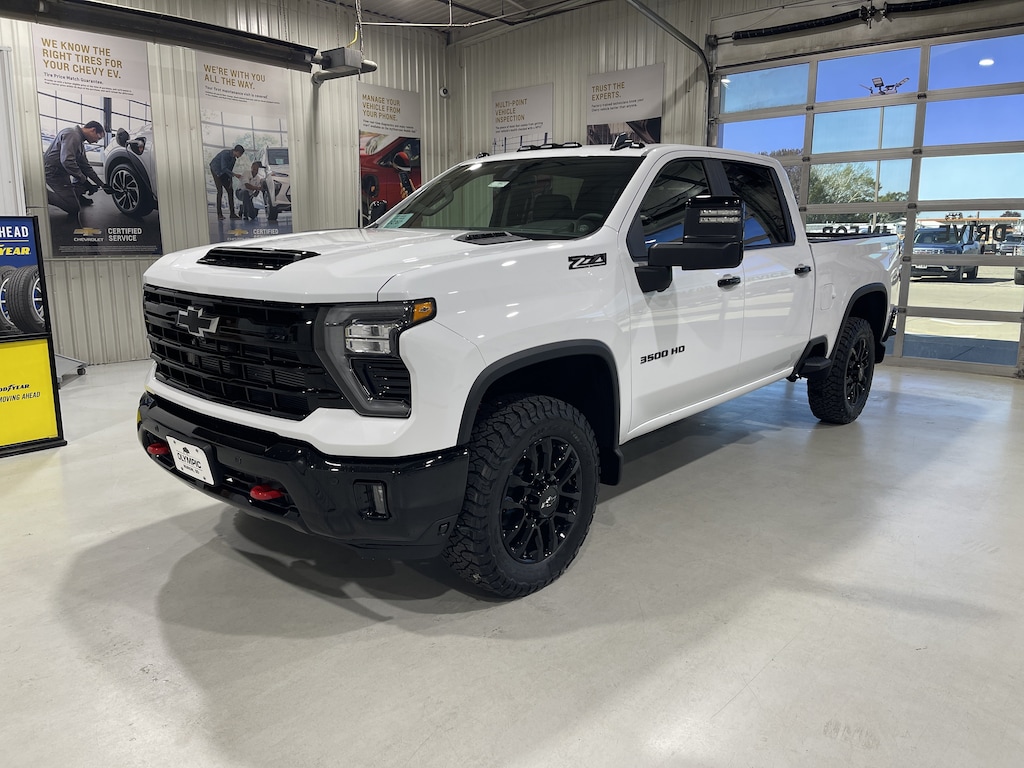 New 2026 Chevrolet Silverado 3500 HD LT Truck