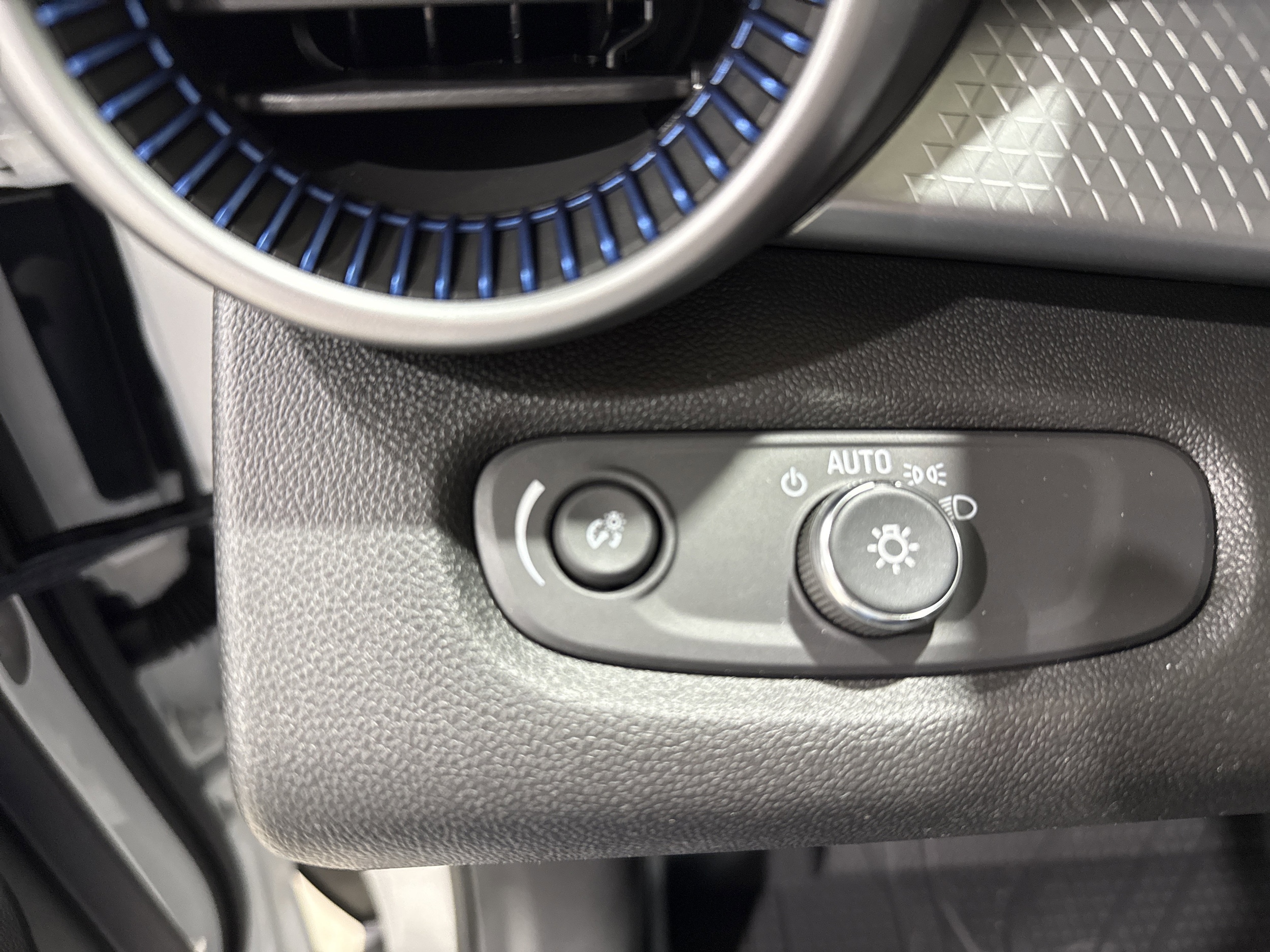 2026 Chevrolet Trax LS - Photo 24